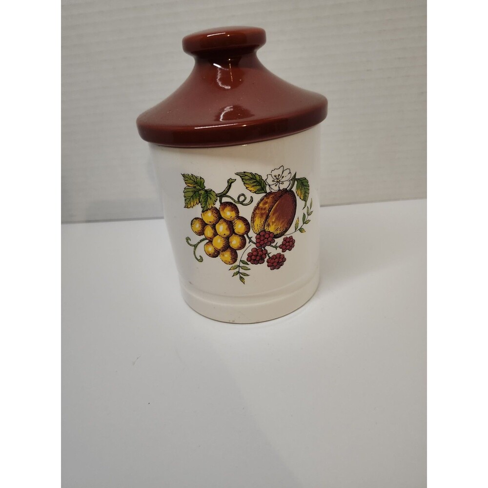 Small fruit pattern ceramic lidded jar with grapes and berries